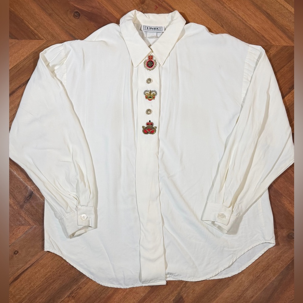 Vintage LINDA USA Embroidered Crest Blouse Academia Cottagecore